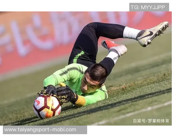 国安门将表现失常遭淘汰卡里乌斯附体令人失望